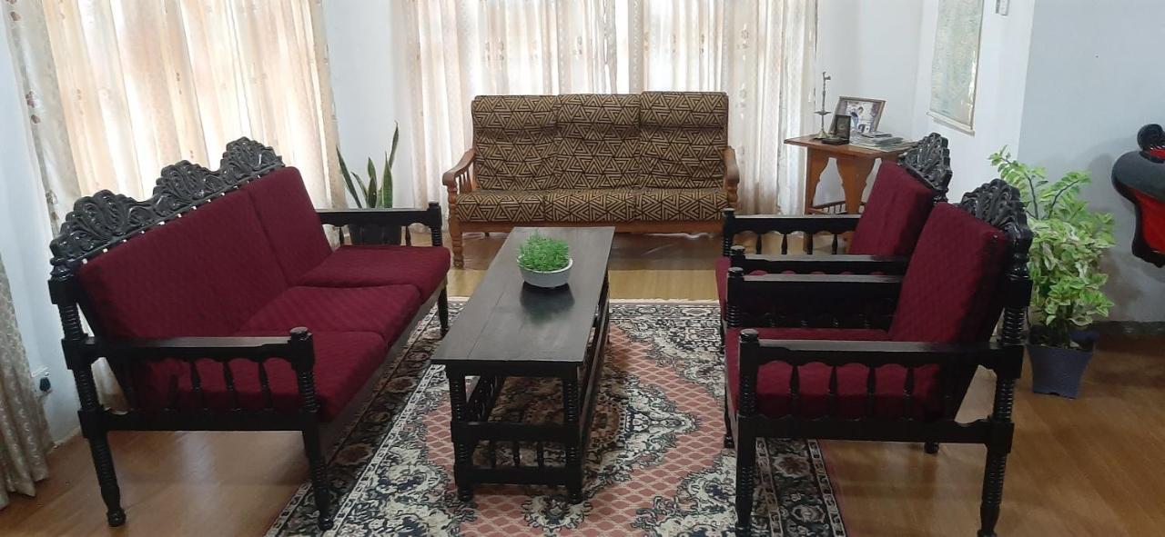 Treasure House Tourist Rest Ξενοδοχείο Anuradhapura Εξωτερικό φωτογραφία