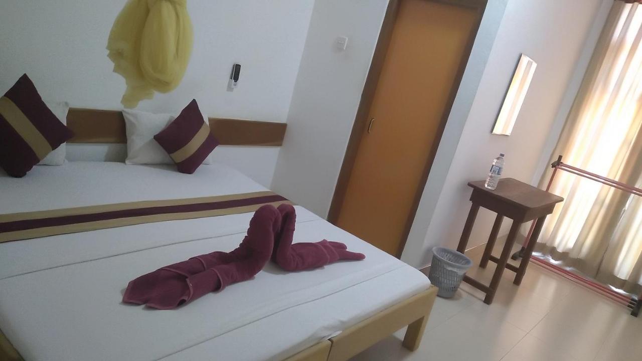 Treasure House Tourist Rest Ξενοδοχείο Anuradhapura Εξωτερικό φωτογραφία